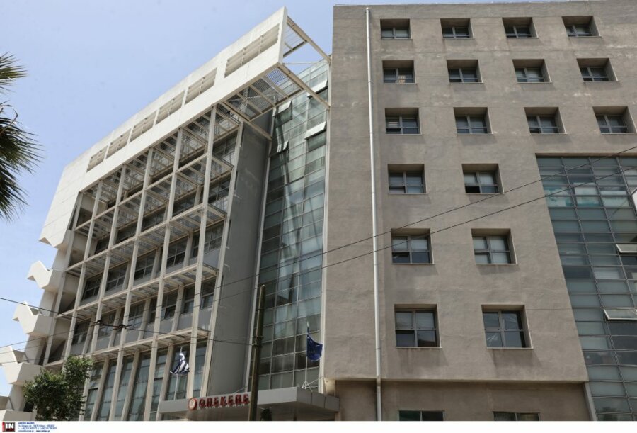 ΟΠΕΚΕΠΕ: Τρέχει να προλάβει εξελίξεις το Μαξίμου
