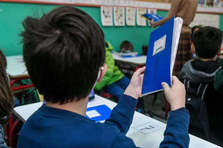 «Δυσλειτουργίες και καθυστερήσεις στο σύστημα εγγραφών στα δημοτικά σχολεία» καταγγέλλει το ΠΑΣΟΚ