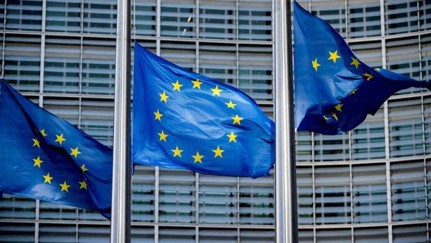 Κομισιόν: Λυπούμαστε βαθιά για την αύξηση των δασμών στον χάλυβα και στο αλουμίνιο στο 50% από τις ΗΠΑ