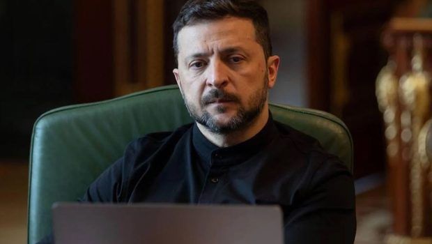 Ζελένσκι: «Οι Ρώσοι είναι ηλίθιοι» είπε, σχολιάζοντας την πρόταση της Ρωσίας [βίντεο]