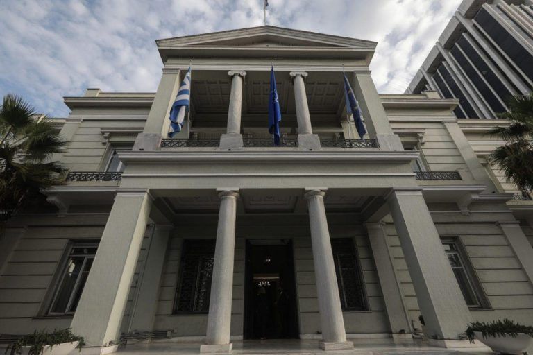 Αλλαγές στην πρεσβεία της Ουάσιγκτον και στη Μόνιμη Αντιπροσωπεία του ΟΗΕ – Ποιοι αναλαμβάνουν