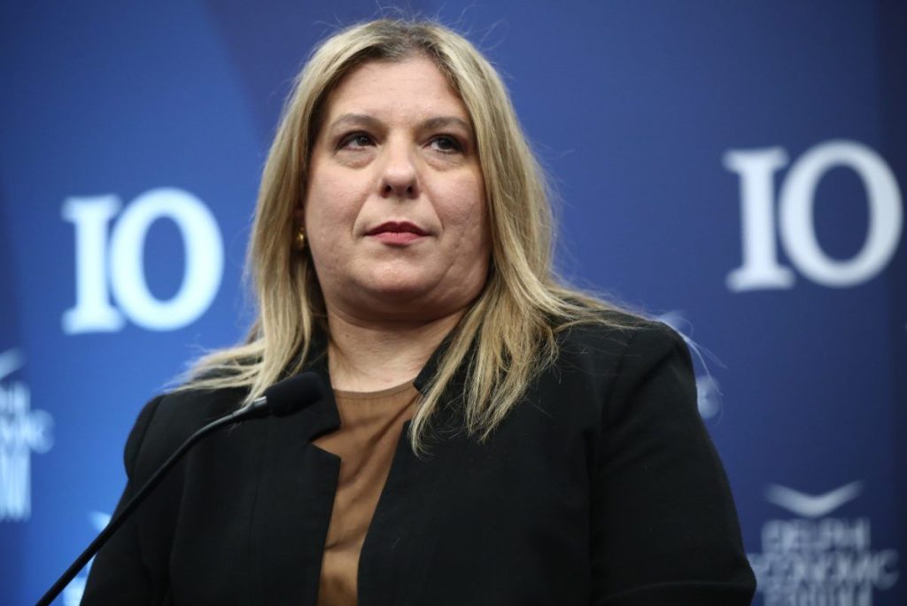 Μαρία Συρεγγέλα: «Πρέπει να ξέρεις ποια στιγμή πρέπει να αποχωρήσεις»