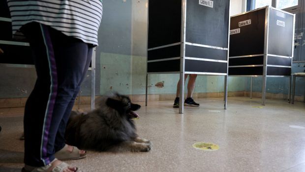 Ιταλία: Στις κάλπες για πέντε δημοψηφίσματα