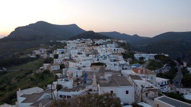 Δασκάλα στα Κύθηρα καταγγέλλει εκδικητική έξωση από σπιτονοικοκυρά - Τι λέει στο in η ιδιοκτήτρια του σπιτιού