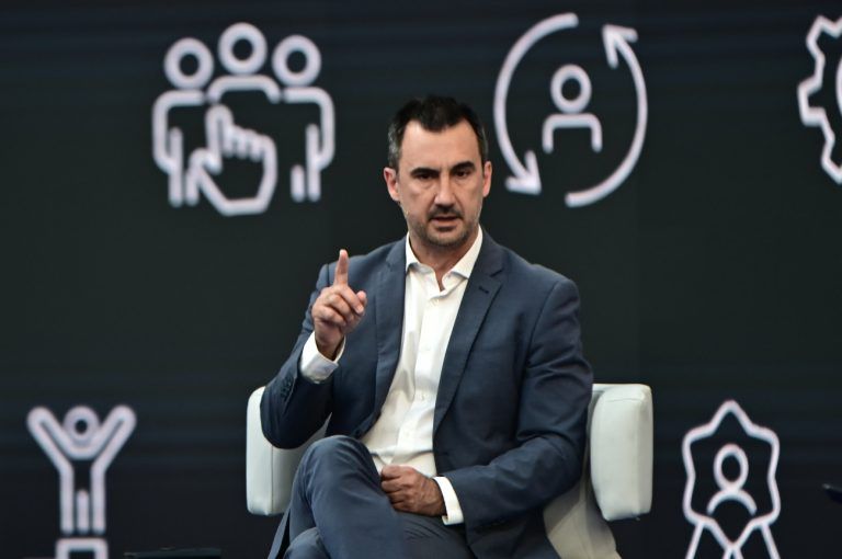 Χαρίτσης: Στο inFORUM ανέδειξα τι λένε οι άνθρωποι στο εξωτερικό για τη χώρα - «Αναξιοκρατία, χαμηλοί μισθοί»