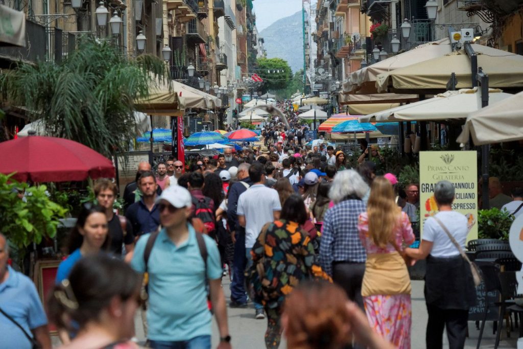 Υπερτουρισμός: 6 προτάσεις για την αντιμετώπισή του