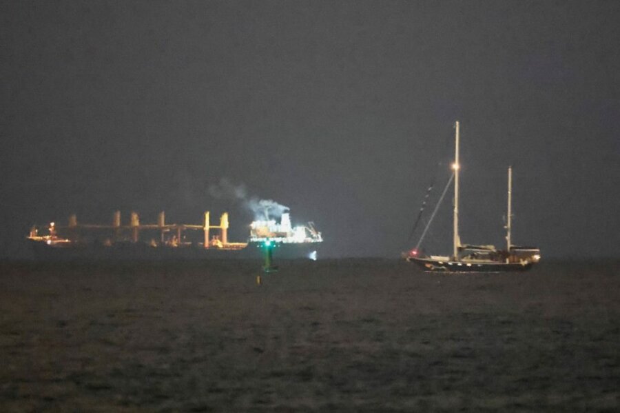 Madleen: Υπό απέλαση οι ακτιβιστές – Σφοδρές διεθνείς αντιδράσεις για την κατάληψή του σε διεθνή ύδατα