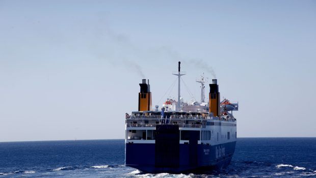 Πλοία: Με προσφορές προσπαθούν να ανατρέψουν τη μείωση στην επιβατική κίνηση οι ακτοπλοϊκές