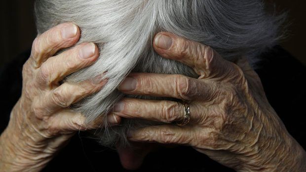 Ηράκλειο: Νέο περιστατικό ενδοοικογενειακής βίας - Γιος χτύπησε την μητέρα του και την κλείδωσε σε δωμάτιο