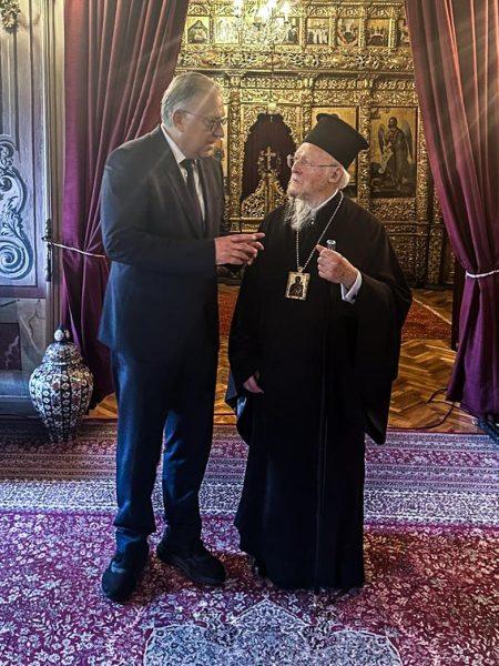 Θεοδωρικάκος: Το υπουργείο Ανάπτυξης συμβάλλει στη διάσωση ιστορικών μνημείων του Χριστιανισμού - Οικονομικός Ταχυδρόμος