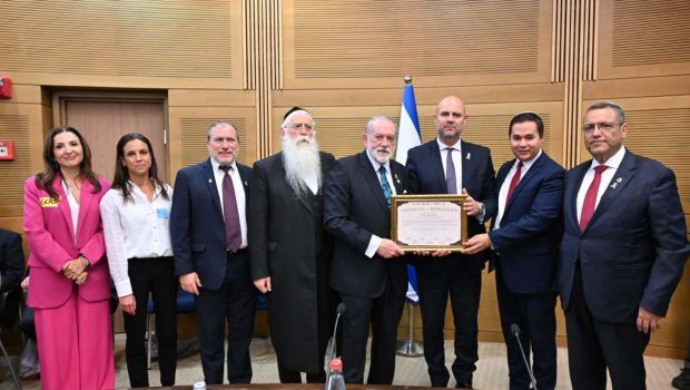 Οι ΗΠΑ δεν στηρίζουν πλέον ανεξάρτητο παλαιστινιακό κράτος λέει ο πρέσβης στο Ισραήλ