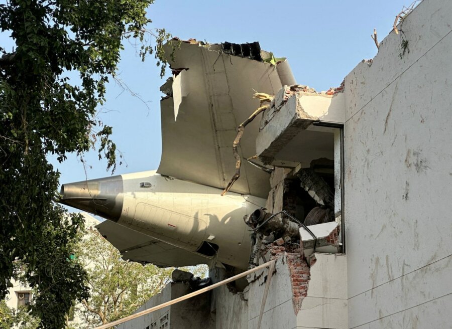 Ινδία: Οι τρεις λόγοι που έσωσαν τον μοναδικό επιζώντα της μοιραίας πτήσης - 279 οι νεκροί
