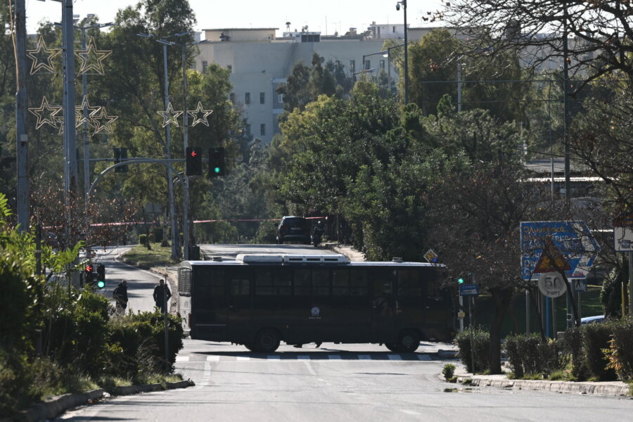 ΕΞΟΥΔΕΤΕΡΩΘΗΚΕ ΕΚΡΗΚΤΙΚΟΣ ΜΗΧΑΝΙΣΜΟΣ ΚΟΝΤΑ ΣΤΗΝ ΕΔΡΑ ΤΩΝ ΜΑΤ ΣΤΗΝ ΑΘΗΝΑ (ΤΑΤΙΑΝΑ ΜΠΟΛΑΡΗ/EUROKINISSI)