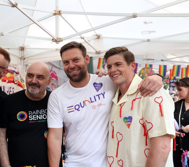 Κασσελάκης στο in από το Athens Pride: Η αποδοχή είναι ο τρόπος που γινόμαστε μία συμπαγής κοινωνία