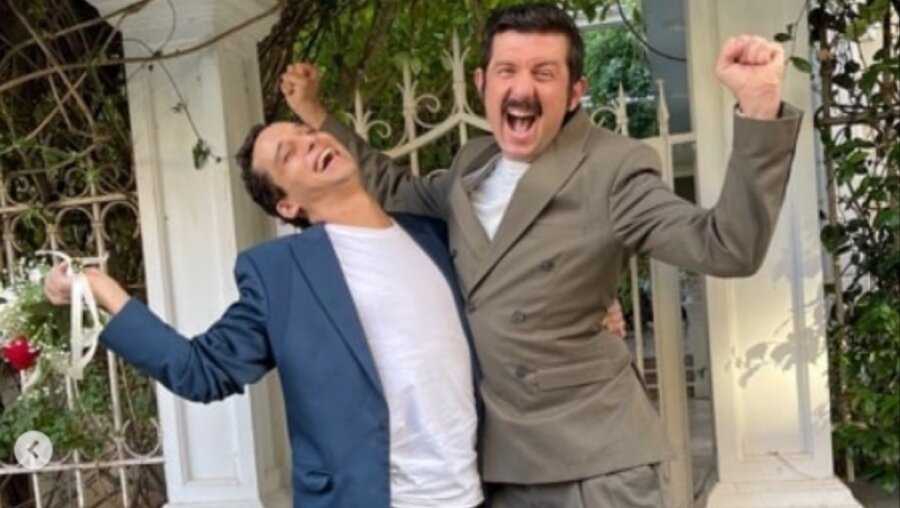 Μιχάλης Οικονόμου: Γιόρτασε την πρώτη επέτειο γάμου του με τον Γιώργο Μακρή - Η αφιέρωση της μητέρας του ηθοποιού
