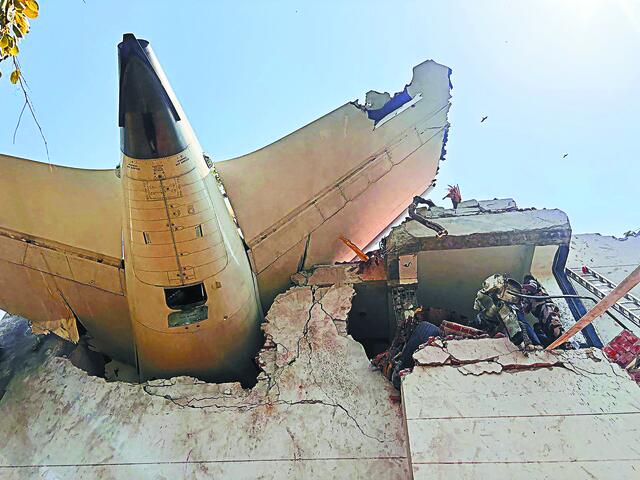 Νέες αναταράξεις για την Boeing