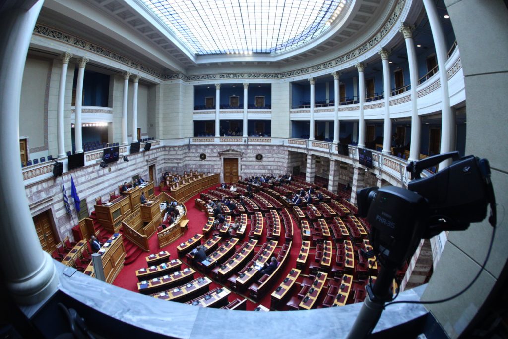 ΠΑΣΟΚ: Κάλπη ανά πρόσωπο και αδικήματα ανά πρόταση για την Προανακριτική