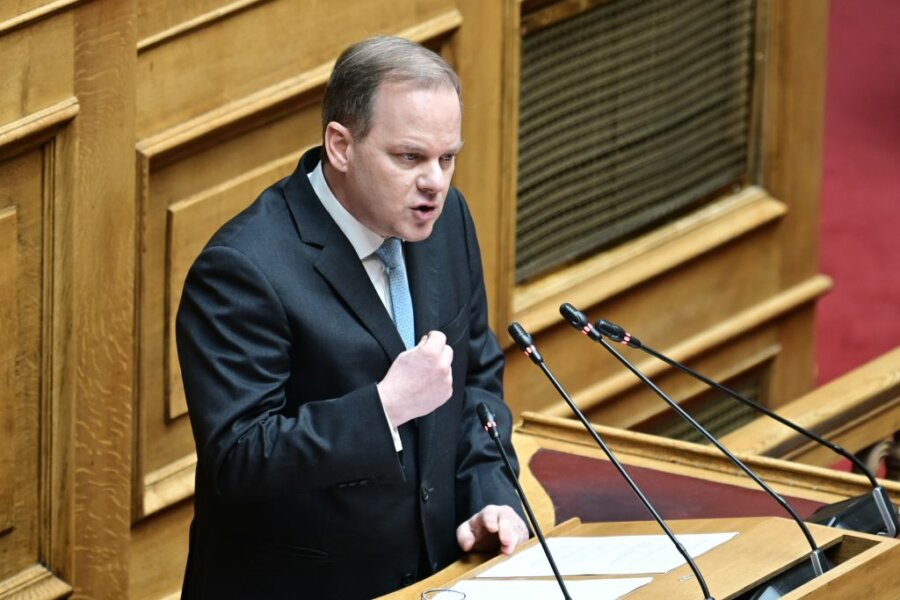 Καραμανλής στην Προανακριτική: Θέτω τον εαυτό μου στην κρίση της Δικαιοσύνης