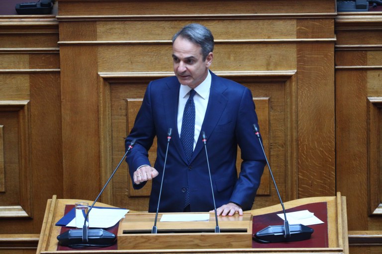 Προκλητικός ο Μητσοτάκης για τα Τεμπη: Αντί για συγγνώμη εξαπέλυσε επίθεση κατά πάντων