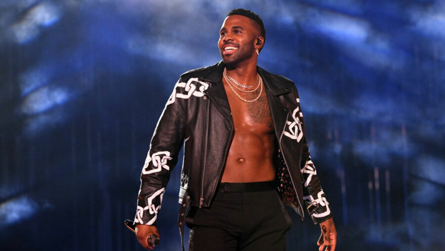 Jason Derulo: Ο Αμερικανός σταρ βρίσκεται στη Μύκονο για τις καλοκαιρινές του διακοπές