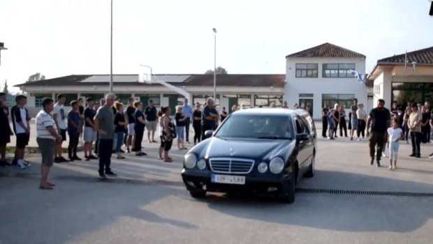 Aρτα: Συγκίνηση στο σχολείο του 12χρονου που πνίγηκε στον Άραχθο
