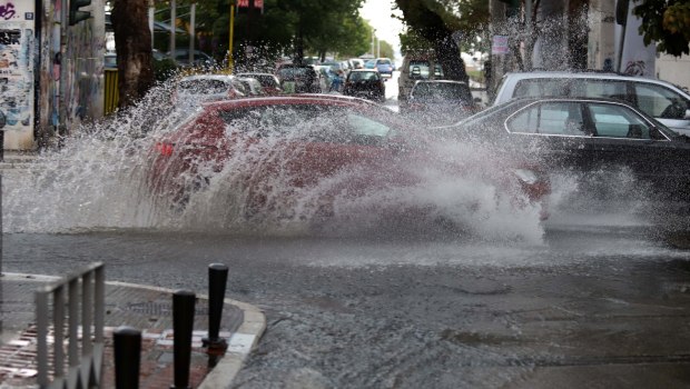 Καιρός: Ραγδαία αλλαγή από σήμερα με ισχυρές καταιγίδες - Ποιες περιοχές θα επηρεαστούν