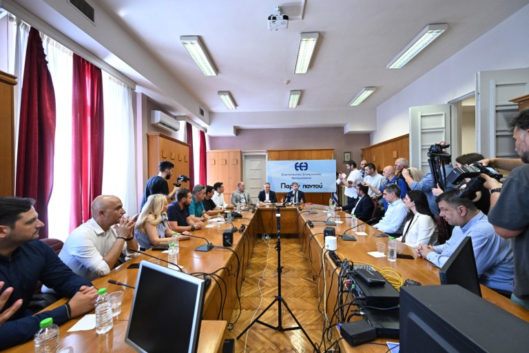 Ανδρουλάκης: Δέσμευση για 120 δόσεις για χρέη σε εφορία και ΕΦΚΑ - Το ΠΑΣΟΚ φυσικός σύμμαχος των μικρομεσαίων