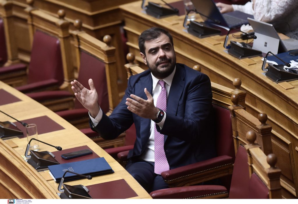 Παύλος Μαρινάκης: Δεν υπάρχει θέμα εμπλοκής της Σούδας στον πόλεμο – Τι είπε για τις καταγγελίες της Καρυστιανού
