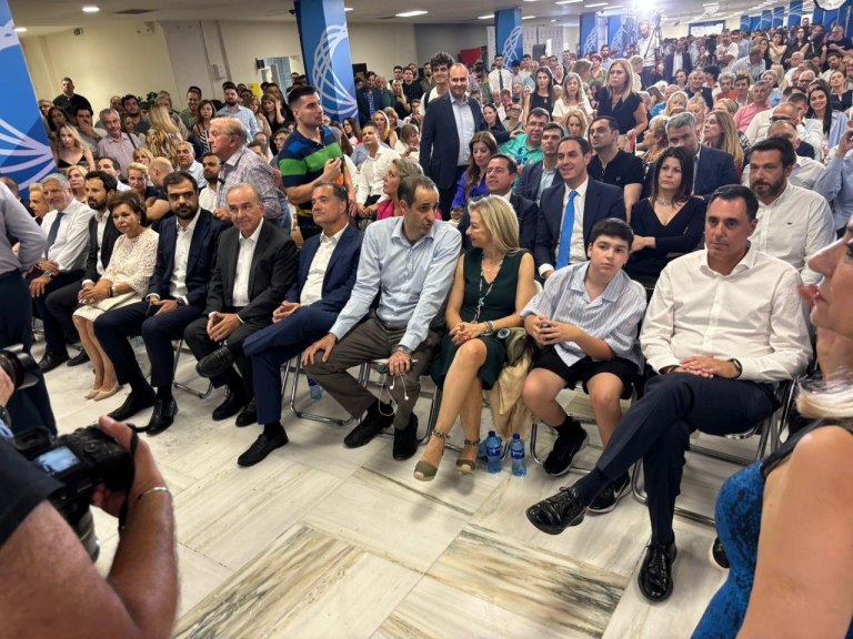 Μια γιορτή… προσωποποίηση του «όλα τα σ_ _ _ ά μαζεμένα»