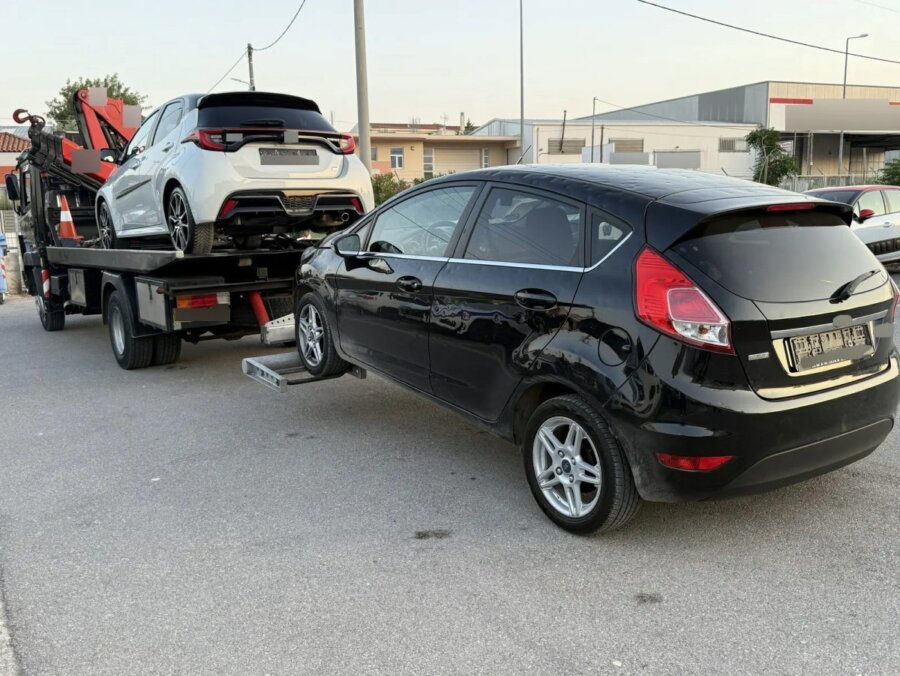 12χρονος εντοπίστηκε να οδηγεί στο Ζεφύρι - Δεκάδες παραβάσεις βεβαίωσε η Τροχαία σε οικισμούς στη Δυτική Αττική
