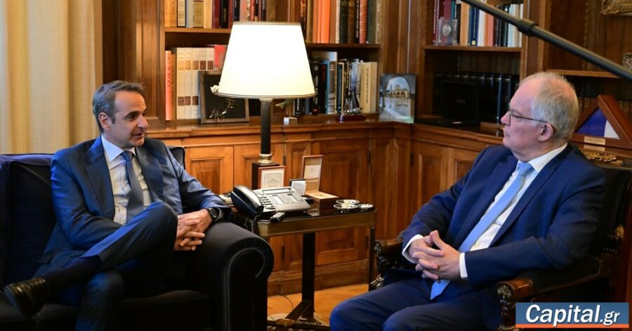 Θα στείλουμε πολεμικά πλοία έξω από τα χωρικά ύδατα της...