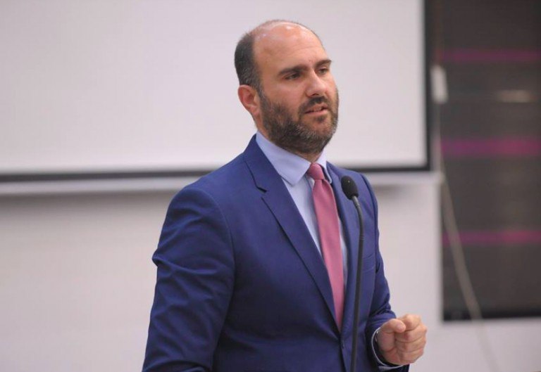 ΟΠΕΚΕΠΕ: Εσωκομματικά πυρά στην κυβέρνηση για το σκάνδαλο – «H κατάσταση μας ξέφυγε»