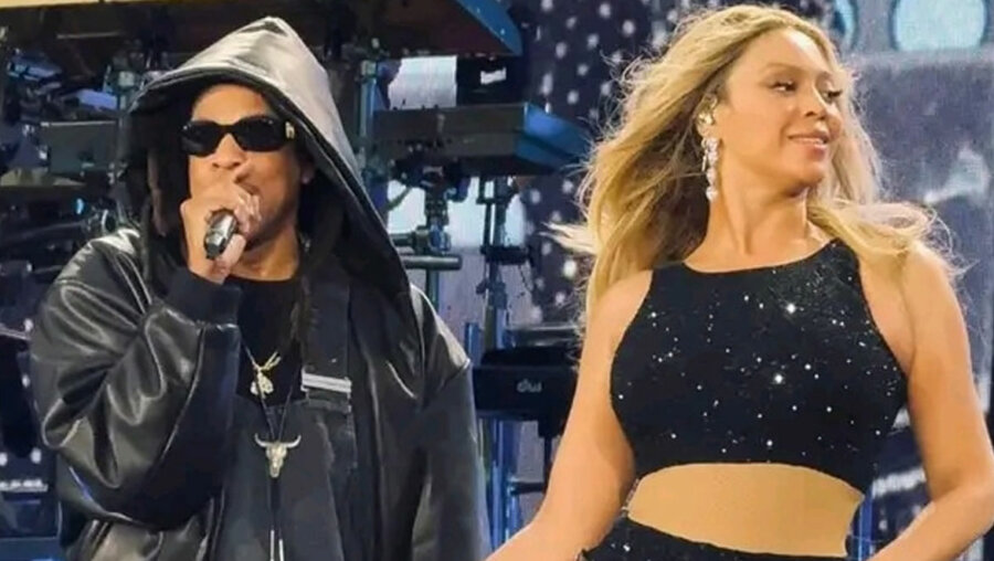 Beyonce: Ο Jay-Z εμφανίστηκε στη συναυλία της στο Παρίσι και ξεσήκωσε το κοινό