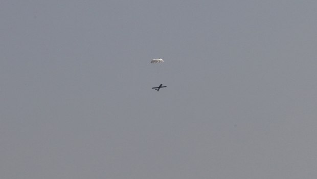 Δοκιμάζονται drones στη Σούδα που κατασκευάζει ο ελληνικός στρατός