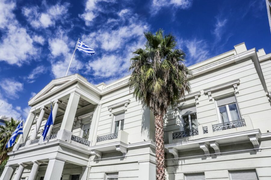 Επικοινωνία Γ. Γεραπετρίτη με τον ΥΠΕΞ του Μπαχρέιν – Στο επίκεντρο οι εξελίξεις στη Μέση Ανατολή