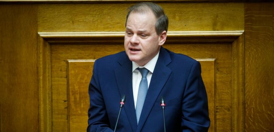 Πρεμιέρα στην Προανακριτική με ένταση και… σήματα λήξης