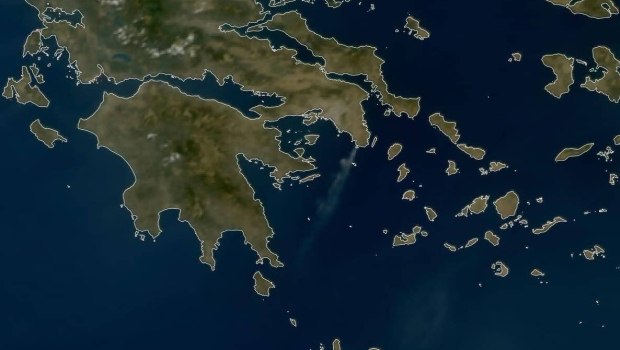 Φωτιά στην Παλαιά Φώκαια: Ο καπνός πλησιάζει τα Αντικύθηρα - Δορυφορικές εικόνες & προγνωστικό μοντέλο διασποράς