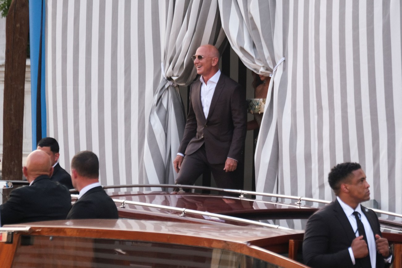 Βενετία: Σήμερα ο γάμος του Μπέζος με την Σάντσεζ - Όλα όσα γνωρίζουμε [εικόνες και βίντεο]