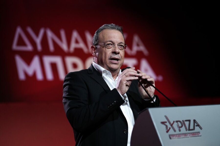Σ. Φάμελλος για παραιτήσεις υπουργών: Δεν χρειάζεται ανασχηματισμός αλλά παραίτηση της κυβέρνησης και εκλογές