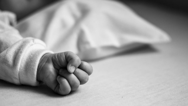 Αμαλιάδα: Τι δείχνει το πόρισμα των ιστοπαθολόγων για τους θανάτους των τεσσάρων μωρών - Μπερδεύεται ο γρίφος
