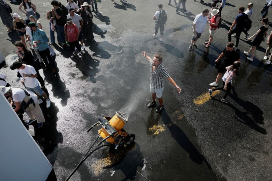 Η Ευρώπη «φλέγεται» με θερμοκρασίες άνω των 40°C – Σε συναγερμό Παρίσι, Ρώμη και Μαδρίτη