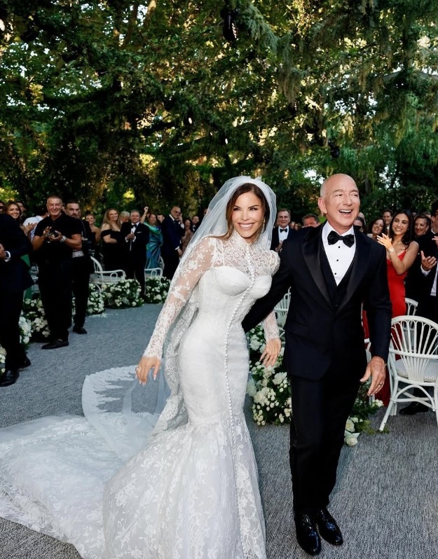 Γάμος Bezos - Sánchez: Ποιοι είναι οι ακριβοθώρητοι Ιταλοί αριστοκράτες που διοργάνωσαν τον γάμο του μεγιστάνα