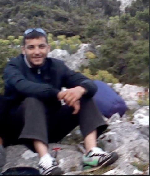 Καλαμάτα: Απαγχονισμένος βρέθηκε 38χρονος στα κρατητήρια – Τι λέει η μητέρα και ο αδερφός του στο in