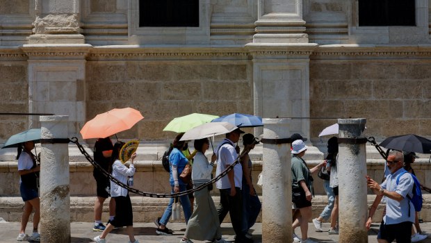 Ισπανία: Τον θάνατο μιας εργαζόμενης που πιθανόν να οφείλεται στον καύσωνα εξετάζουν οι Αρχές