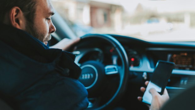 Σχεδόν 1.300 παραβάσεις την ημέρα για τους οδηγούς της Αττικής τον μήνα Ιούνιο
