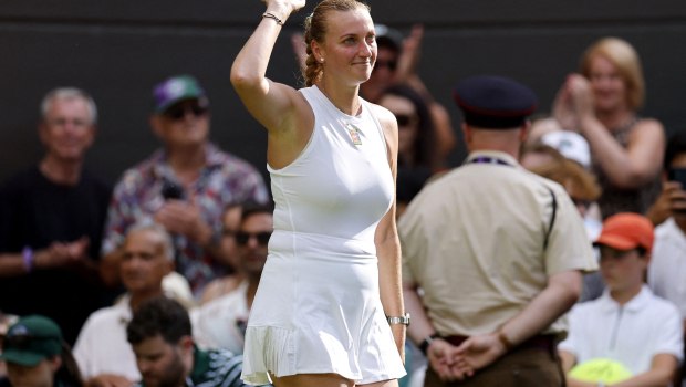 Πήγε… περίπατο το «πρωτόκολλο» του Wimbledon για χάρη της Κβίτοβα