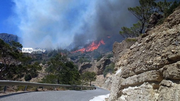 Φωτιά στο Λασίθι - Εκκενώνονται τέσσερις οικισμοι