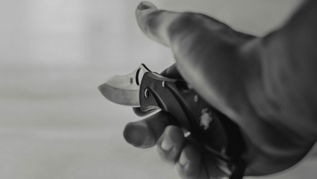 Συνελήφθη 18χρονος «incel» στη Γαλλία με την υποψία ότι σχεδίαζε ένοπλες επιθέσεις κατά γυναικών