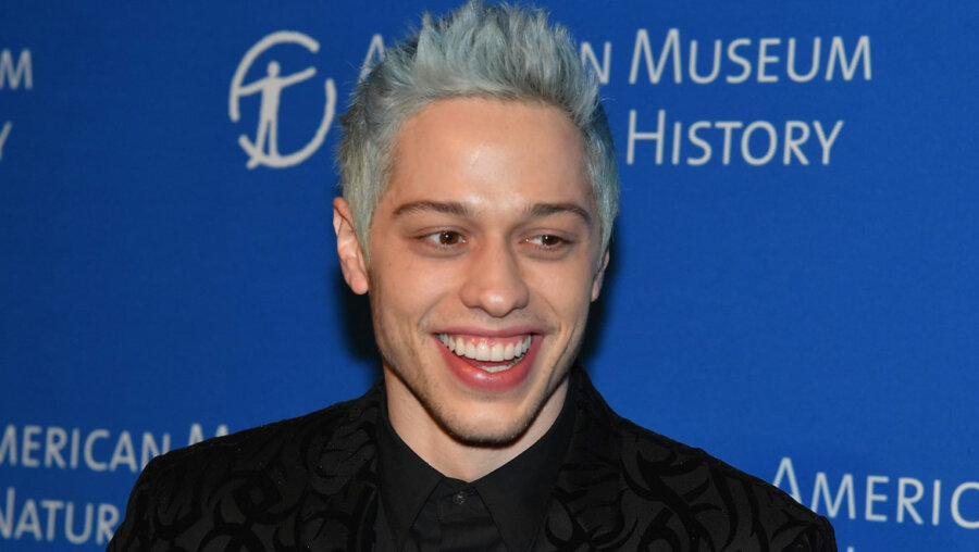 Σοκάρει ο Pete Davidson: «Ο παππούς μου με χτυπούσε αλύπητα - Δεν έχω καμία συμπόνια, εύχομαι να πεθάνει»