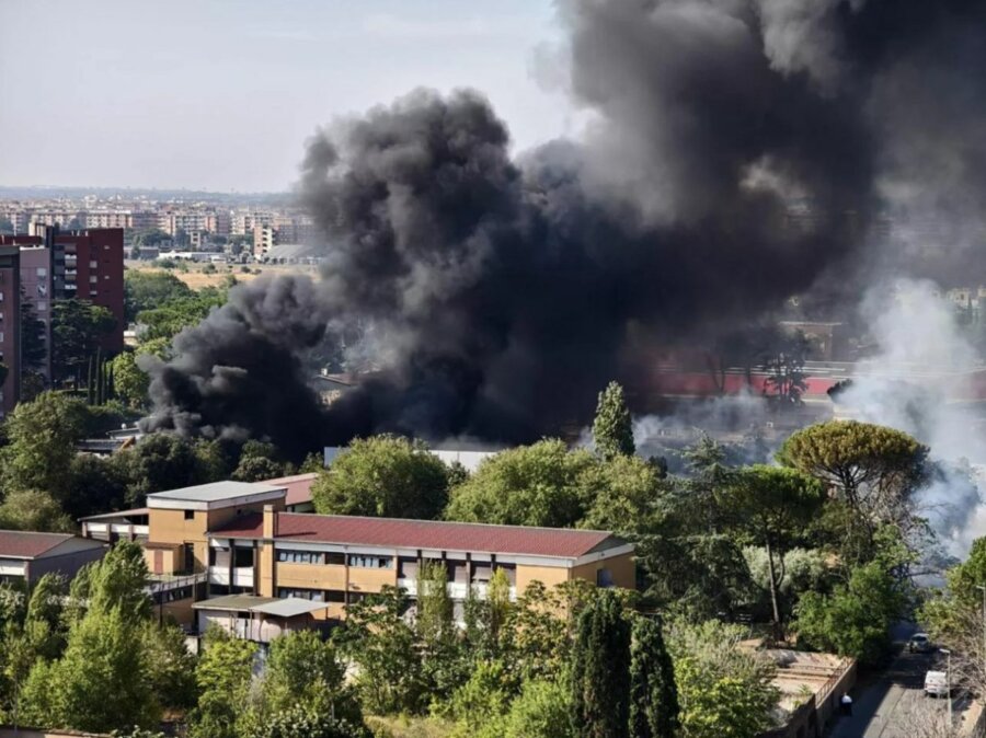 Ιταλία: Ισχυρές εκρήξεις σε βενζινάδικο στη Ρώμη - Τουλάχιστον δέκα τραυματίες